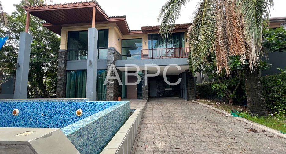 For sale 3 ベッドルーム house in Bang Lamung, Chonburi