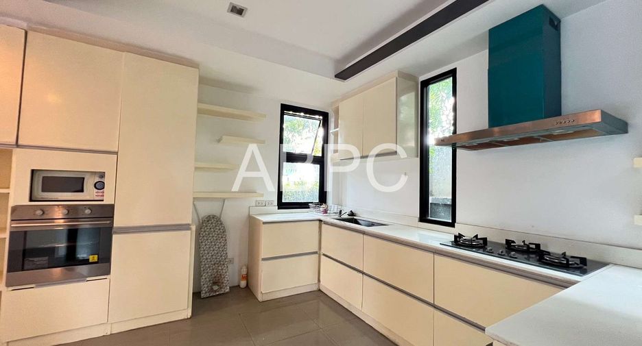 For sale 3 ベッドルーム house in Bang Lamung, Chonburi