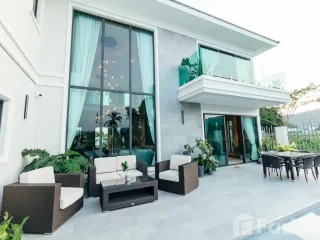 For rent 5 bed villa in Hua Hin, Prachuap Khiri Khan