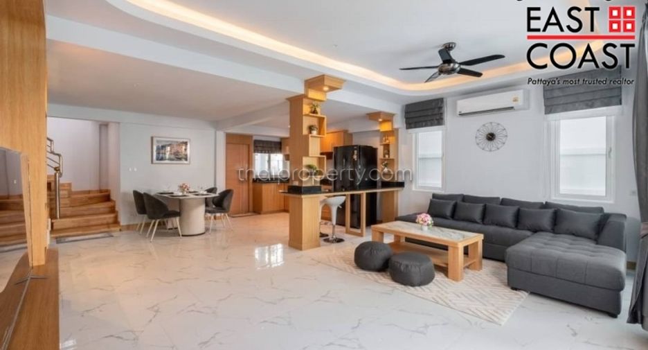 For sale 4 bedrooms house in South Pattaya, Pattaya