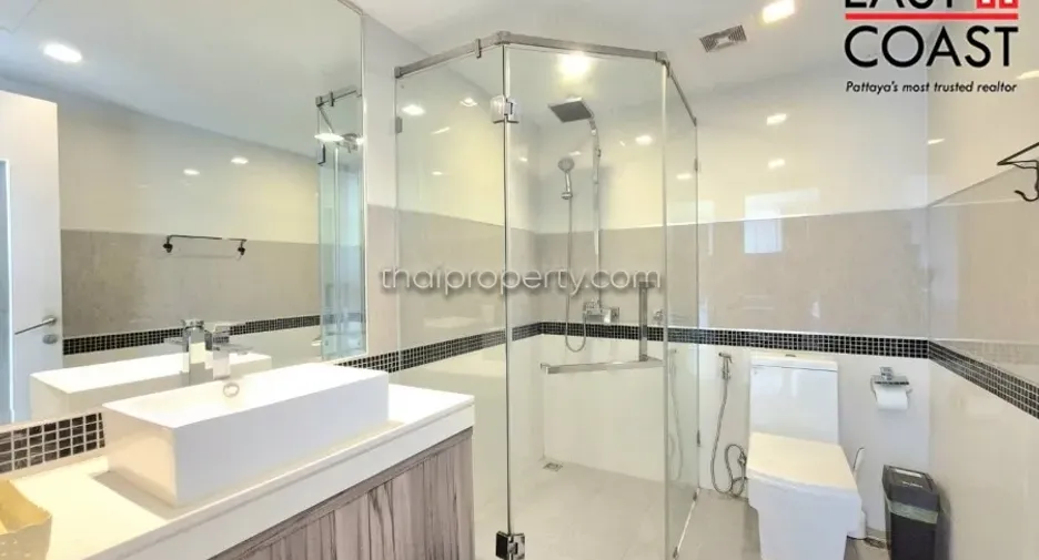 For sale 1 bed condo in Bang Lamung, Chonburi
