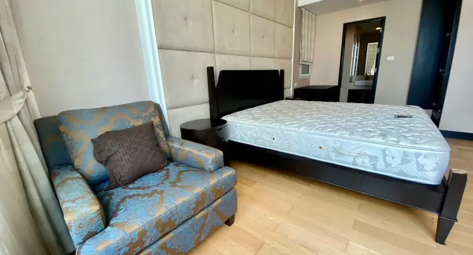 Wohnung zur Miete mit 4 Zimmer in Pathum Wan, Bangkok