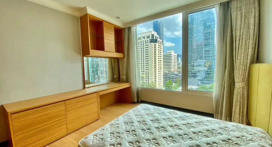 Wohnung zur Miete mit 4 Zimmer in Pathum Wan, Bangkok