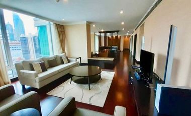 Condo en alquiler de 4 habitaciones en Pathum Wan, Bangkok