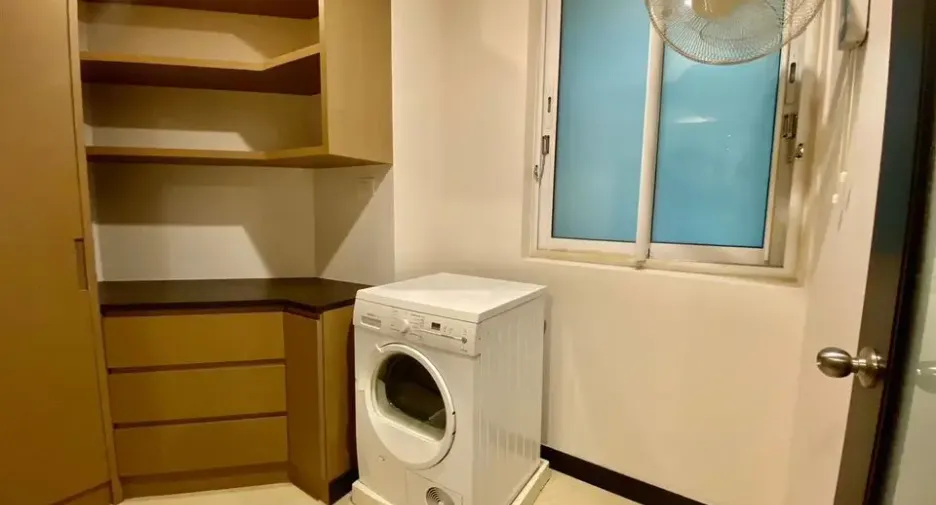 Wohnung zur Miete mit 4 Zimmer in Pathum Wan, Bangkok