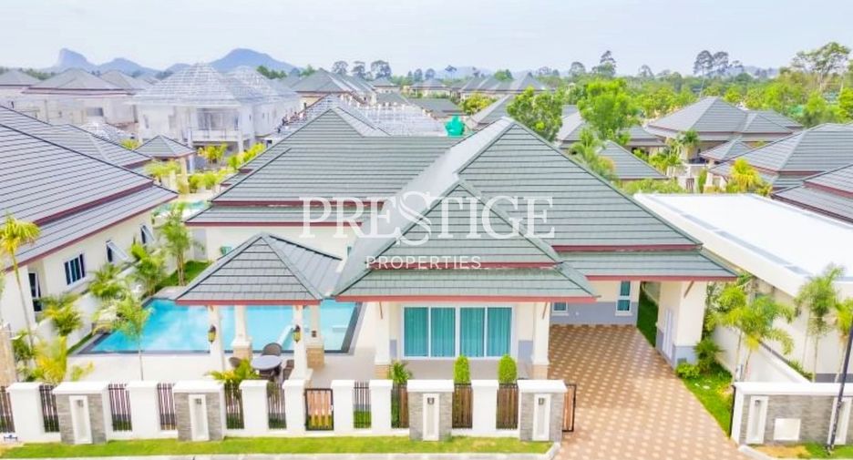 For sale 3 bedrooms house in Huay Yai, Pattaya