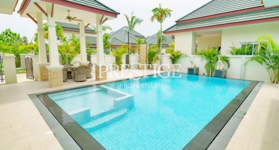For sale 3 bedrooms house in Huay Yai, Pattaya