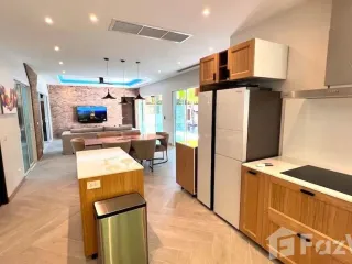 For sale 4 bed villa in Mueang Phuket, Phuket