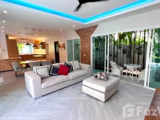 For sale 4 bed villa in Mueang Phuket, Phuket