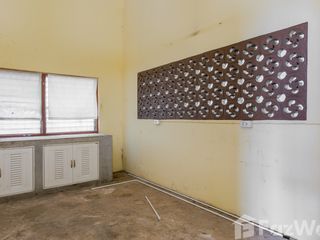 For sale 3 bed townhouse in Mueang Phrae, Phrae