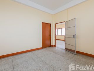 For sale 3 bed townhouse in Mueang Phrae, Phrae