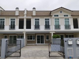 For rent 3 Beds townhouse in Prawet, Bangkok