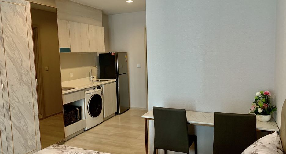 For sale studio condo in Pathum Wan, Bangkok