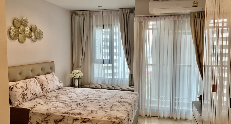 For sale studio condo in Pathum Wan, Bangkok