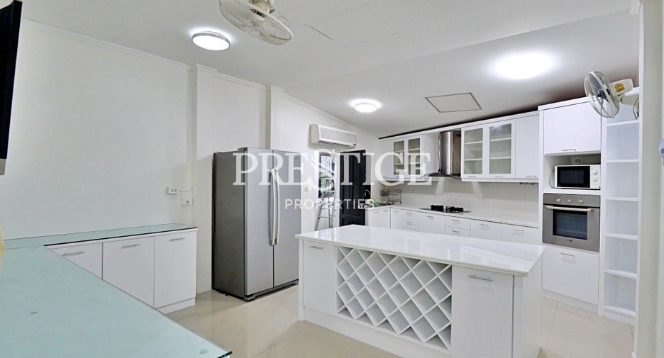 À vendre 3 chambres maison à East Pattaya, Pattaya