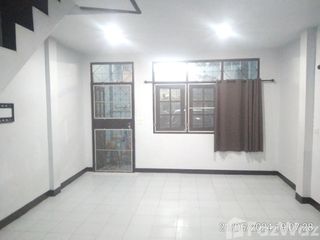 For sale 2 bed townhouse in Mueang Nonthaburi, Nonthaburi