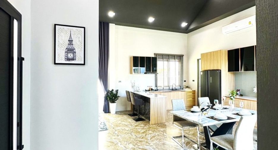For sale 3 bed house in East Pattaya, Pattaya