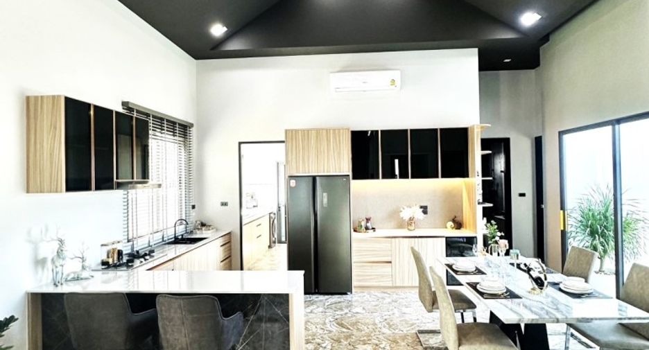 For sale 3 bed house in East Pattaya, Pattaya