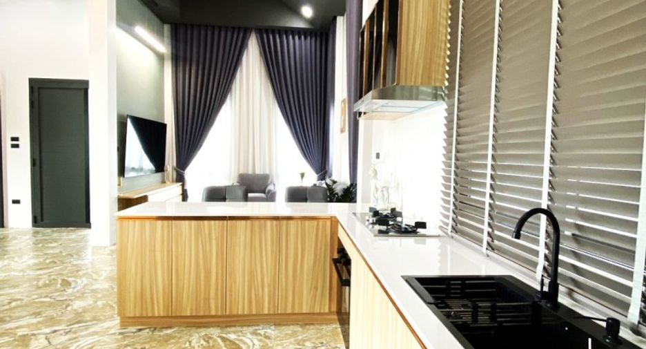 For sale 3 bed house in East Pattaya, Pattaya