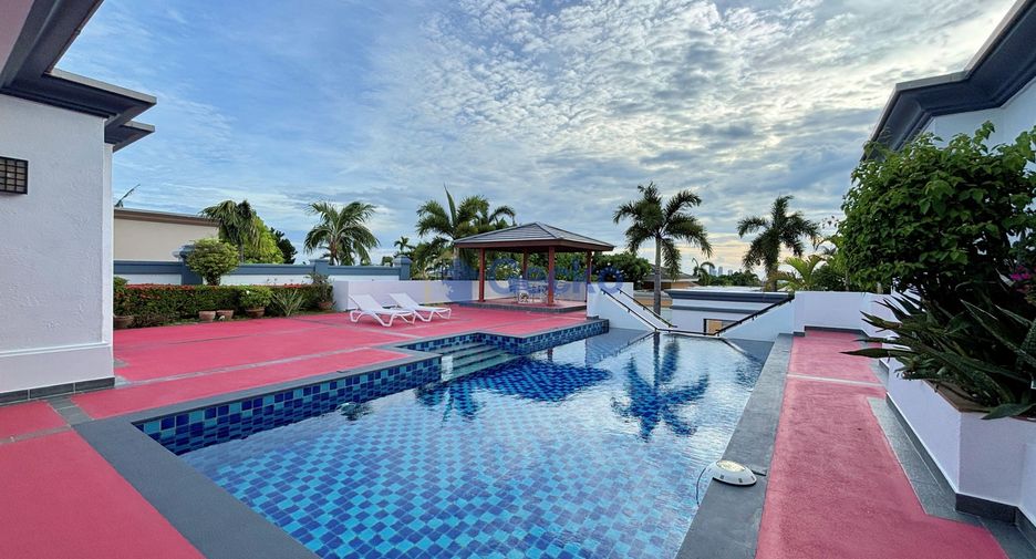For rent そして for sale 4 ベッドルーム house in Bang Lamung, Chonburi