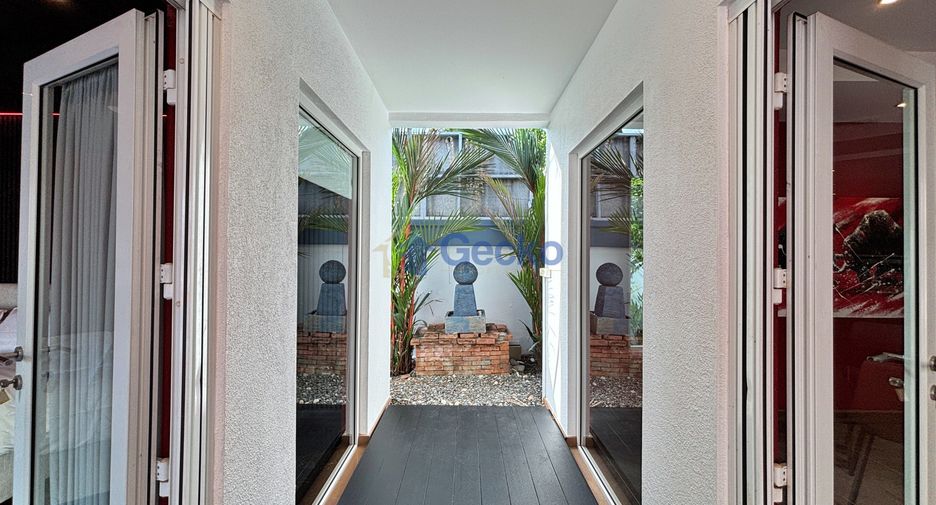 For rent そして for sale 4 ベッドルーム house in Bang Lamung, Chonburi