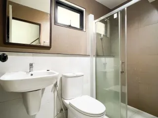 For sale 3 bed townhouse in Thalang, Phuket