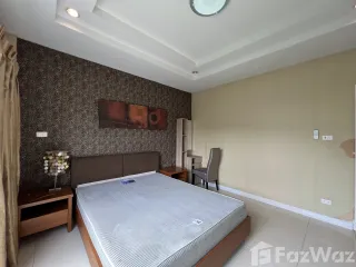 For sale 3 bed townhouse in East Pattaya, Pattaya