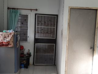 For sale 2 bed townhouse in Bang Pakong, Chachoengsao