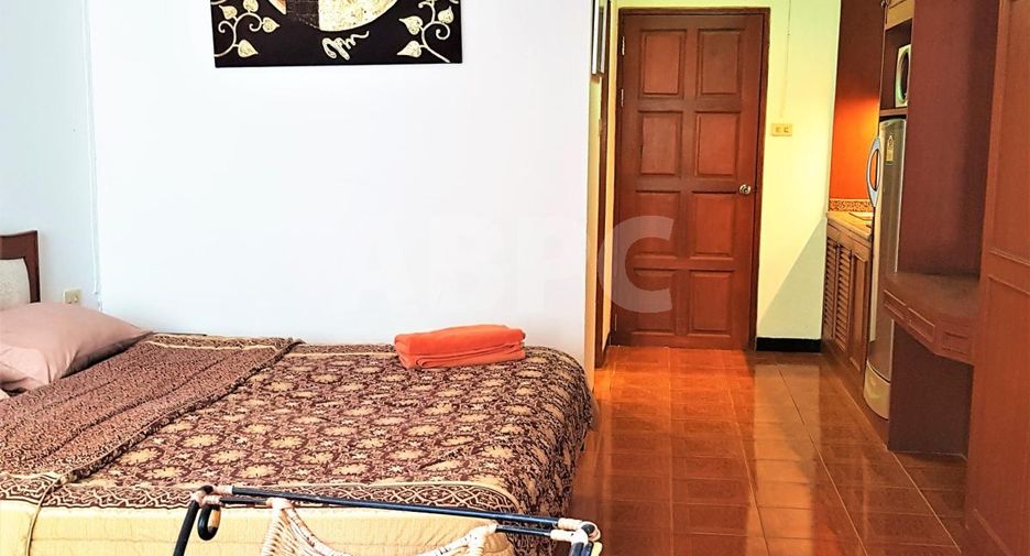 For rent and for sale 1 bed condo in Pratumnak, Pattaya