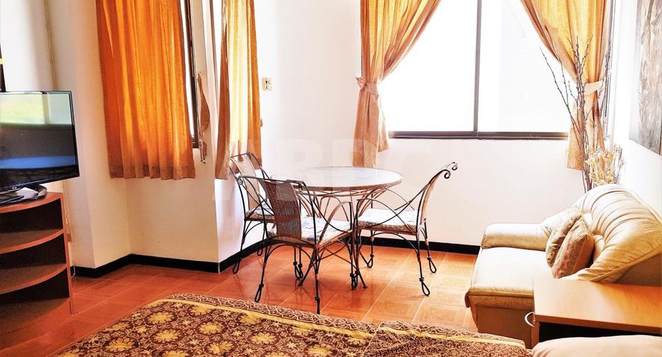 For rent and for sale 1 bed condo in Pratumnak, Pattaya
