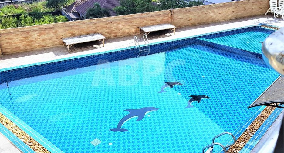 For rent and for sale 1 bed condo in Pratumnak, Pattaya