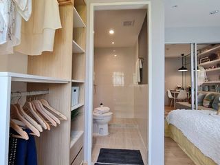 For sale 1 bed condo in Mueang Pathum Thani, Pathum Thani