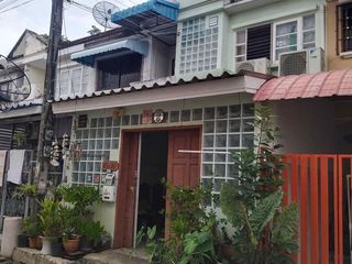 For sale 2 Beds townhouse in Mueang Nonthaburi, Nonthaburi