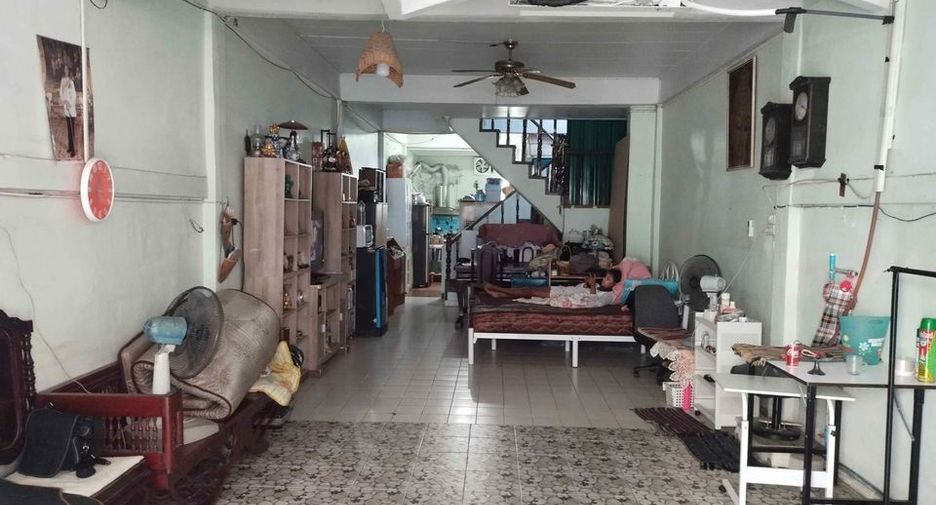 For sale 2 Beds townhouse in Mueang Nonthaburi, Nonthaburi