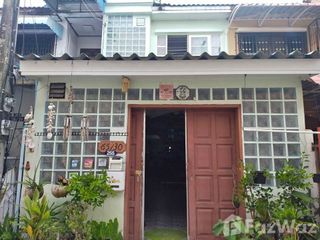 For sale 2 Beds townhouse in Mueang Nonthaburi, Nonthaburi