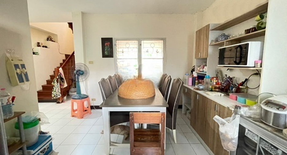 For sale 3 bed house in Lam Luk Ka, Pathum Thani