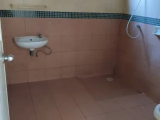 For rent 2 bed townhouse in Mueang Rayong, Rayong