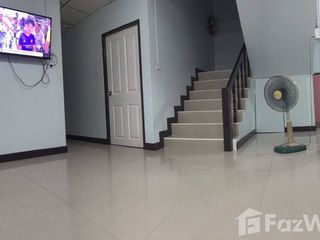 For rent 4 bed townhouse in Mueang Surin, Surin