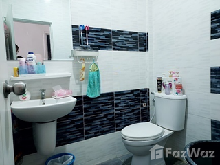 For sale 2 bed townhouse in Mueang Samut Sakhon, Samut Sakhon