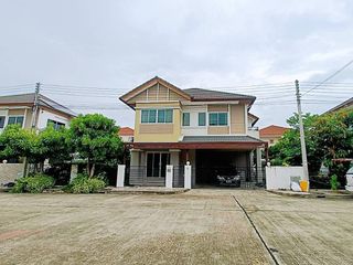 For rent 3 bed house in Lam Luk Ka, Pathum Thani