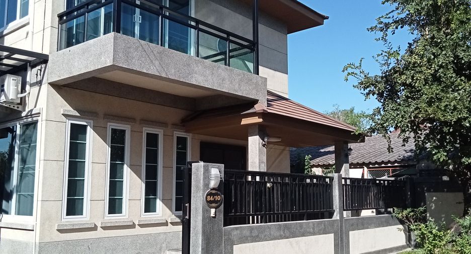 For sale 4 Beds house in Mueang Nong Khai, Nong Khai