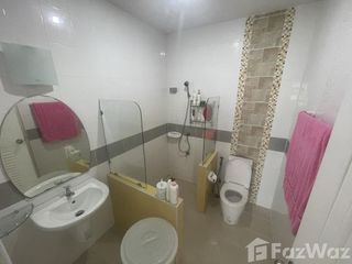 For sale 4 bed townhouse in Mueang Nakhon Si Thammarat, Nakhon Si Thammarat