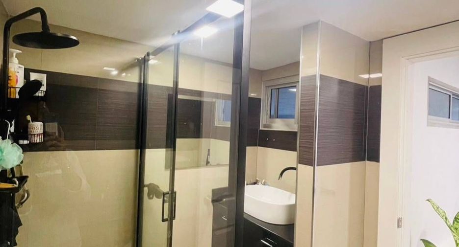 For sale 4 bed office in Mueang Chiang Rai, Chiang Rai