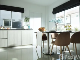 For sale 3 bed townhouse in Mueang Chachoengsao, Chachoengsao