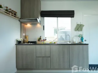 For sale 3 bed townhouse in Mueang Chachoengsao, Chachoengsao
