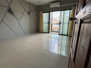 For sale 2 bed townhouse in Mueang Pattani, Pattani