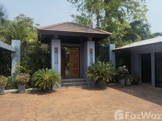 For sale 6 Beds house in Mueang Phitsanulok, Phitsanulok