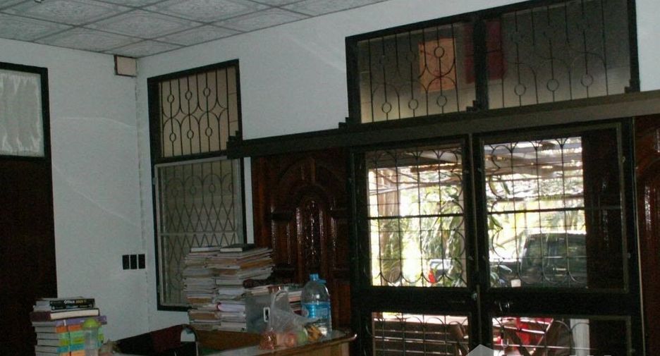 For sale 4 bed house in Mueang Udon Thani, Udon Thani