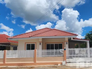 For sale 3 bed house in Kantharawichai, Maha Sarakham