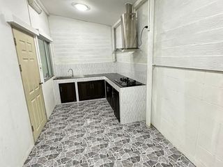 For sale 2 Beds townhouse in Lam Luk Ka, Pathum Thani